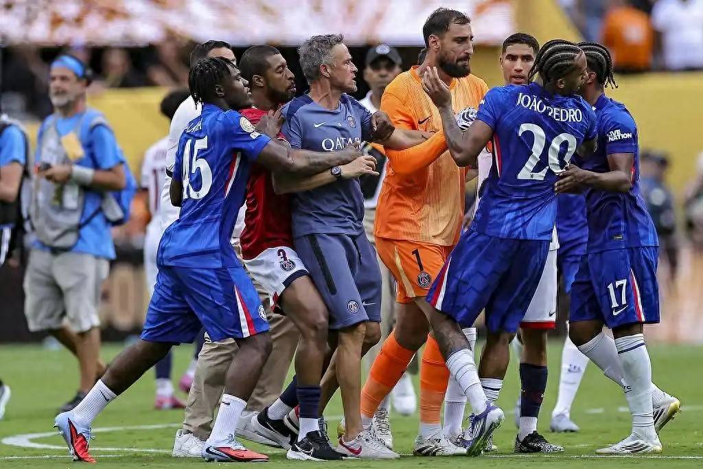 天博电竞阿森纳围绕法国杯更衣室发声集结日罗马备战足总杯，尼斯内部会议纪要流出——今晨豪取连胜瞬间刷屏的简单介绍