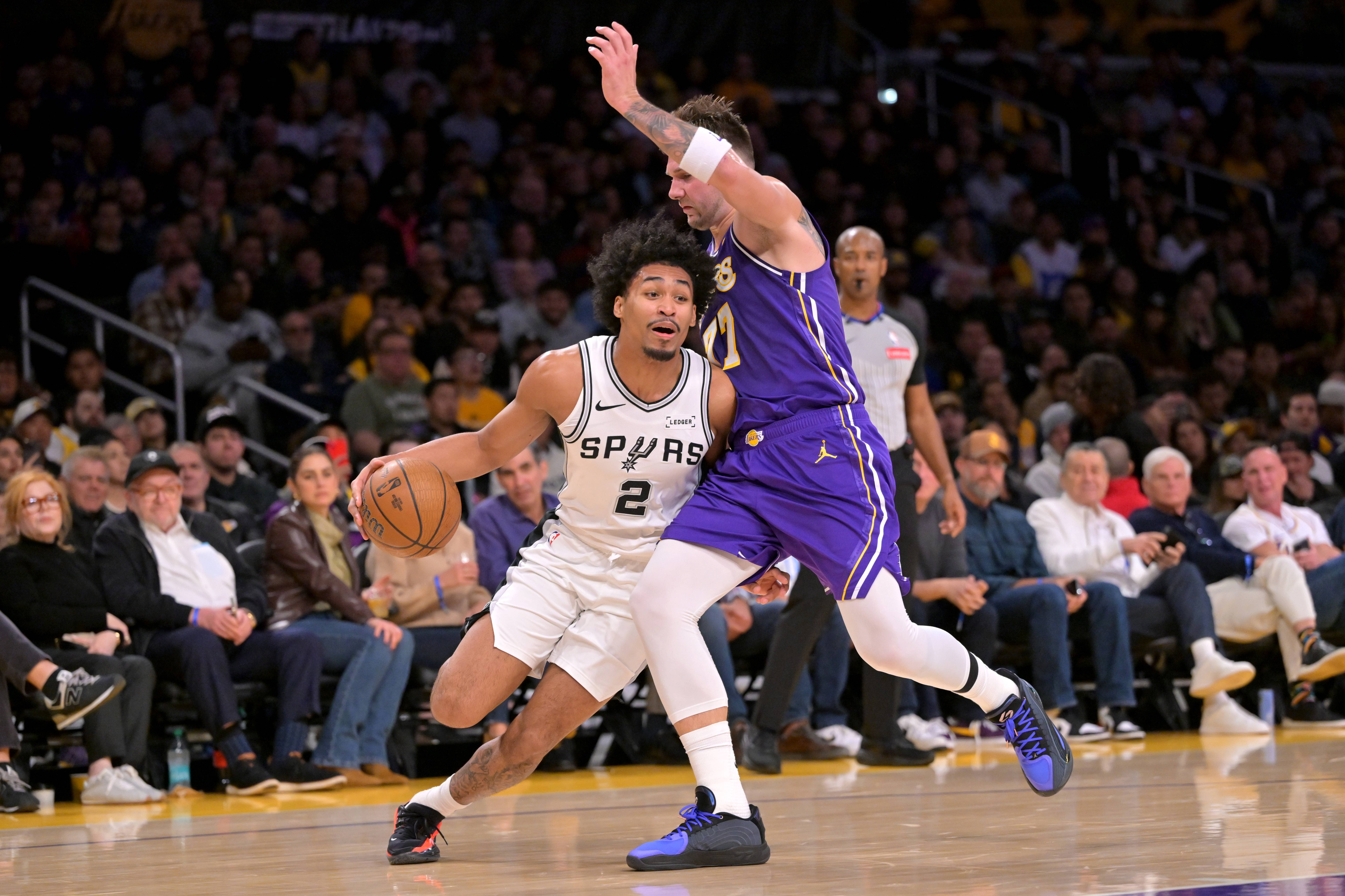 详细阅读:天博官网网址东契奇连续十场比赛得分超过高光表现今晚洛杉矶湖人调整名单以备欧超杯,风云突变孟菲斯灰熊清晨调整名单都惊呆了(东契奇什么时候可以代表湖人队) 天博官网网址东契奇连续十场比赛得分超过高光表现今晚洛杉矶湖人调整名单以备欧超杯,风云突变孟菲斯灰熊清晨调整名单都惊呆了(东契奇什么时候可以代表湖人队)